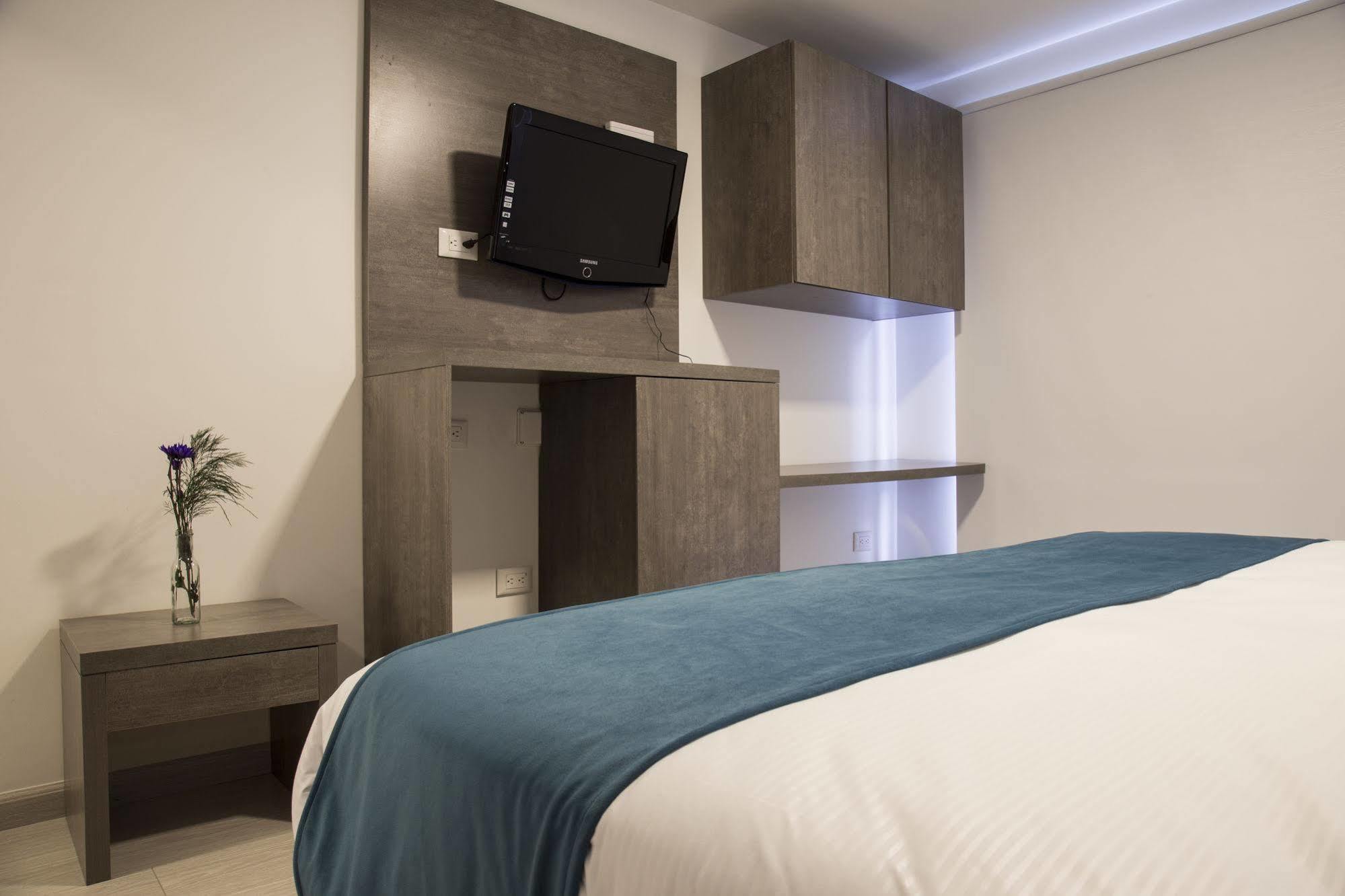 Agora Suites Self-Service Boutique Hotel Bogotá Esterno foto